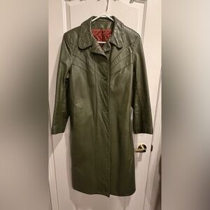Timeless Vintage Olive Green Leather Trench Coat